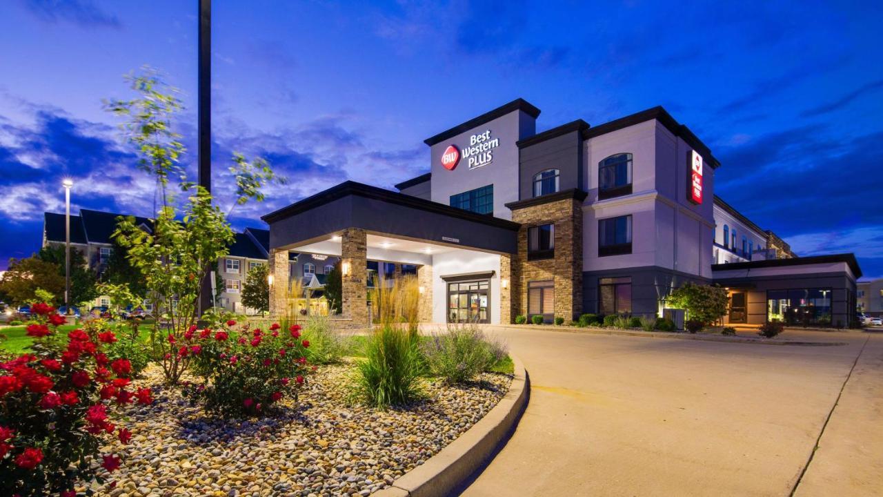 Best Western Plus Champaign/Urbana Inn Екстер'єр фото