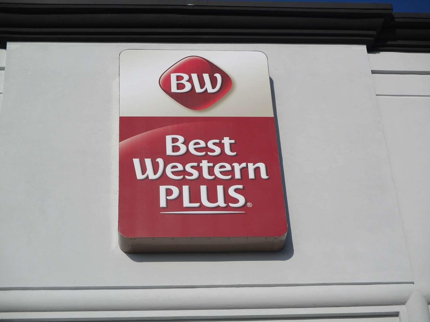 Best Western Plus Champaign/Urbana Inn Екстер'єр фото