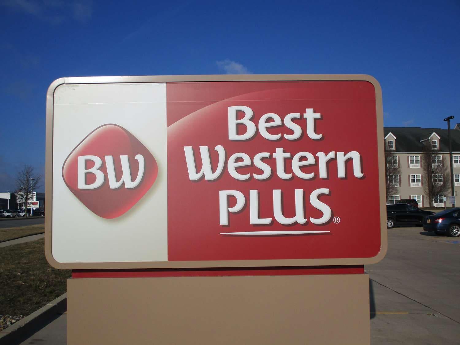 Best Western Plus Champaign/Urbana Inn Екстер'єр фото